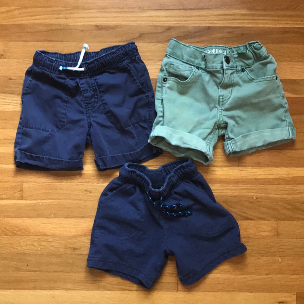 2T Shorts- lot of 3